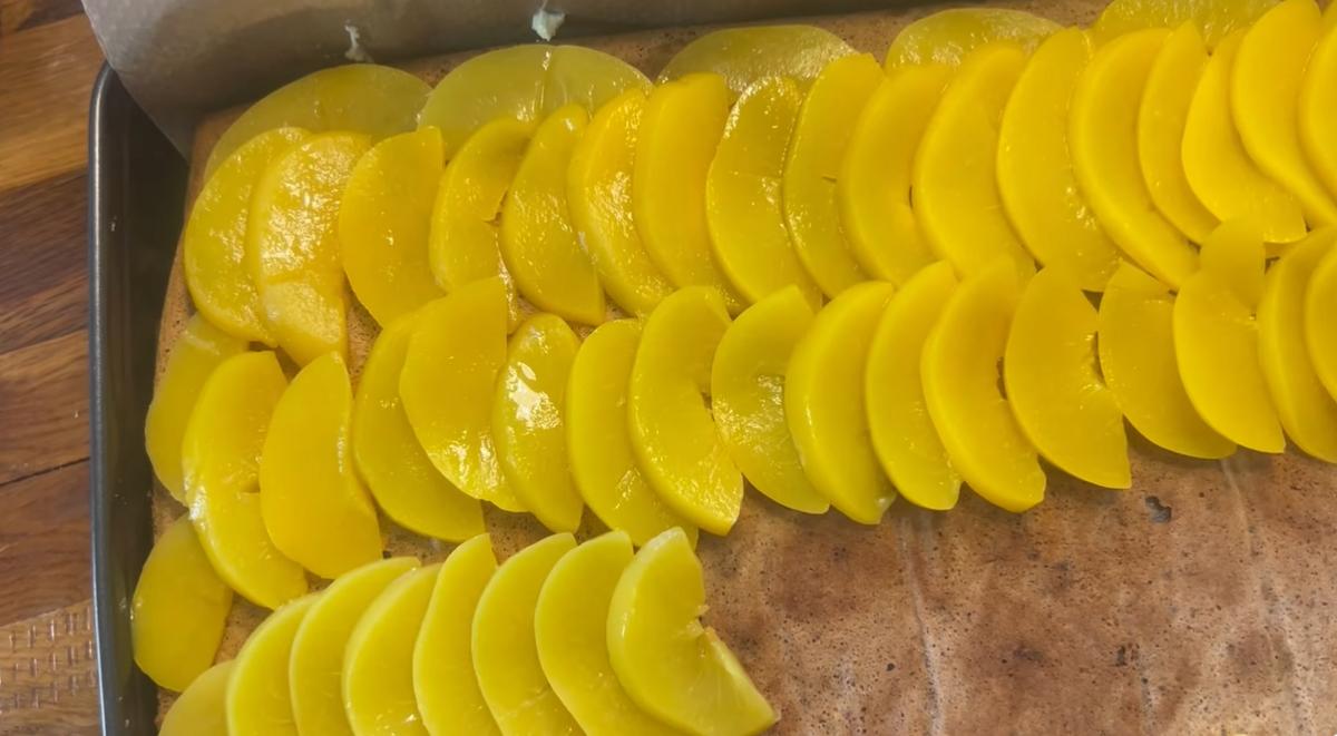 ciasto Kora Dębu - brzoskwinie