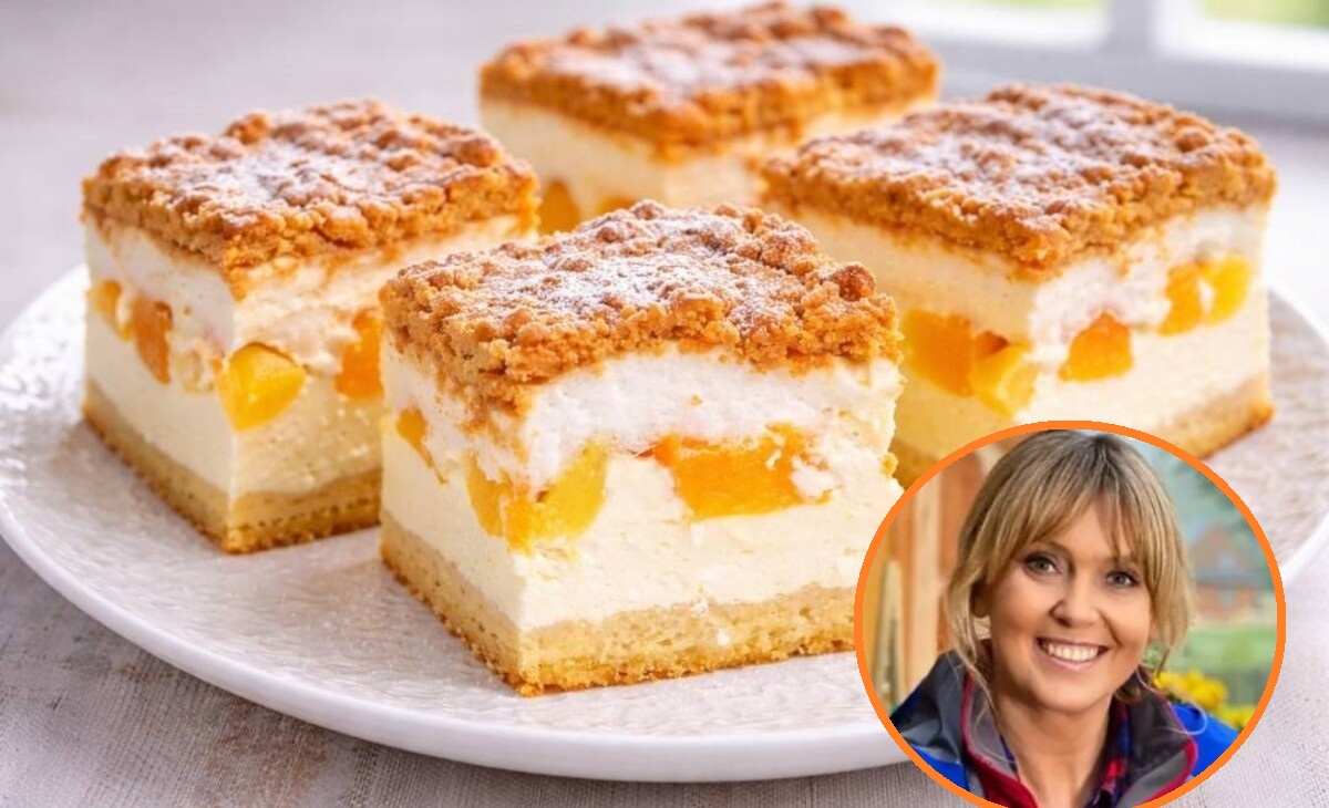 Przepis Ewy Wachowicz na sernik z bezą i brzoskwiniami