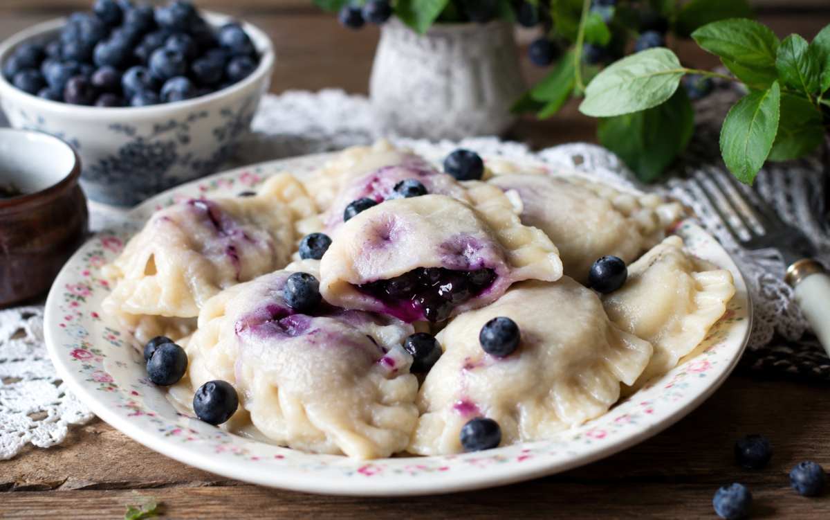 Przepis Jakuba Kuronia na pierogi z jagodami