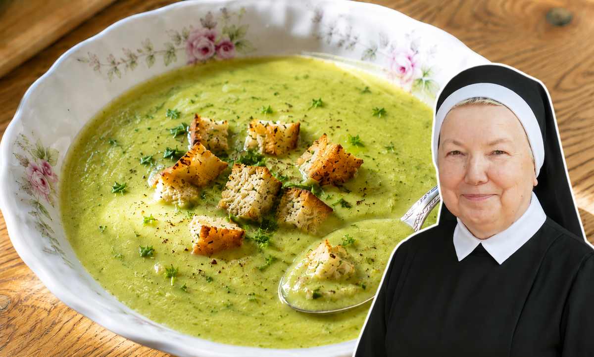 Przepis Siostry Anastazji na zupę z cukinii z dodatkiem kurek