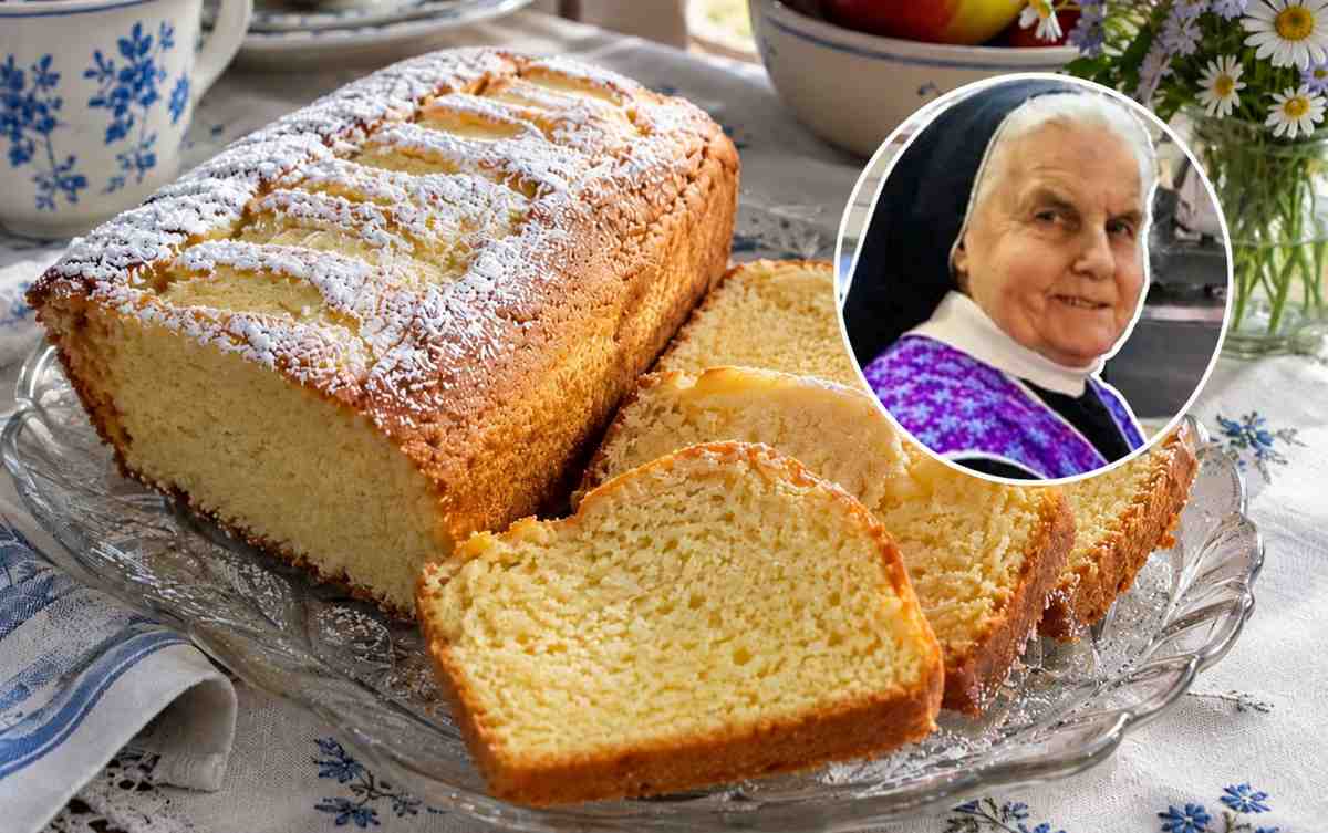 Przepis Siostry Anieli na biszkoptowe ciasto z jabłkami