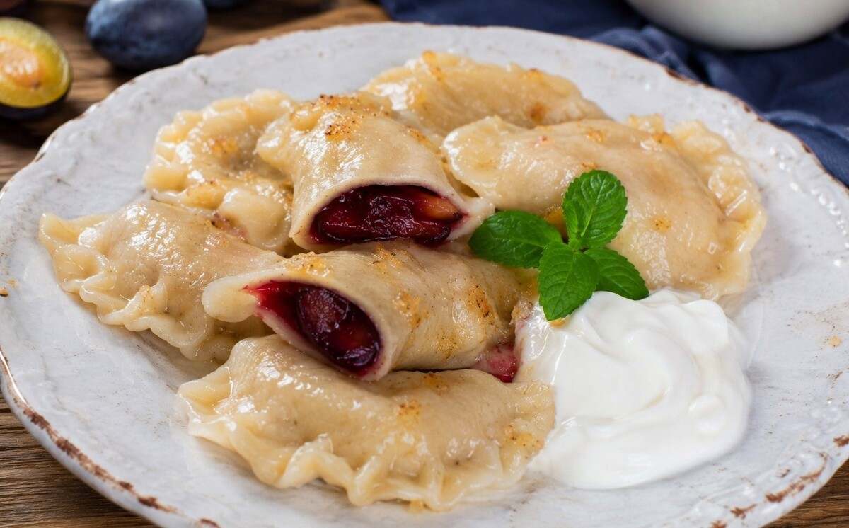 pierogi ze śliwkami